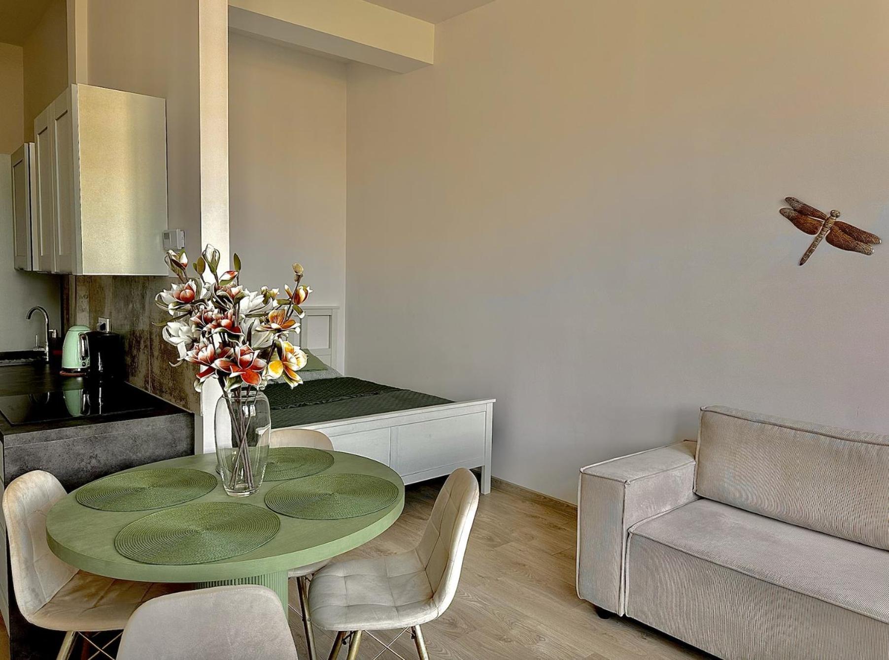 옐레니아구라 Loft Przy Placu Niepodleglosci 아파트 외부 사진